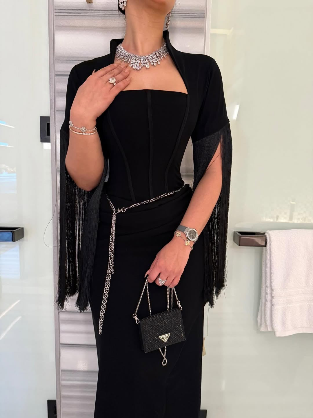 فستان أسود هدب فاخر